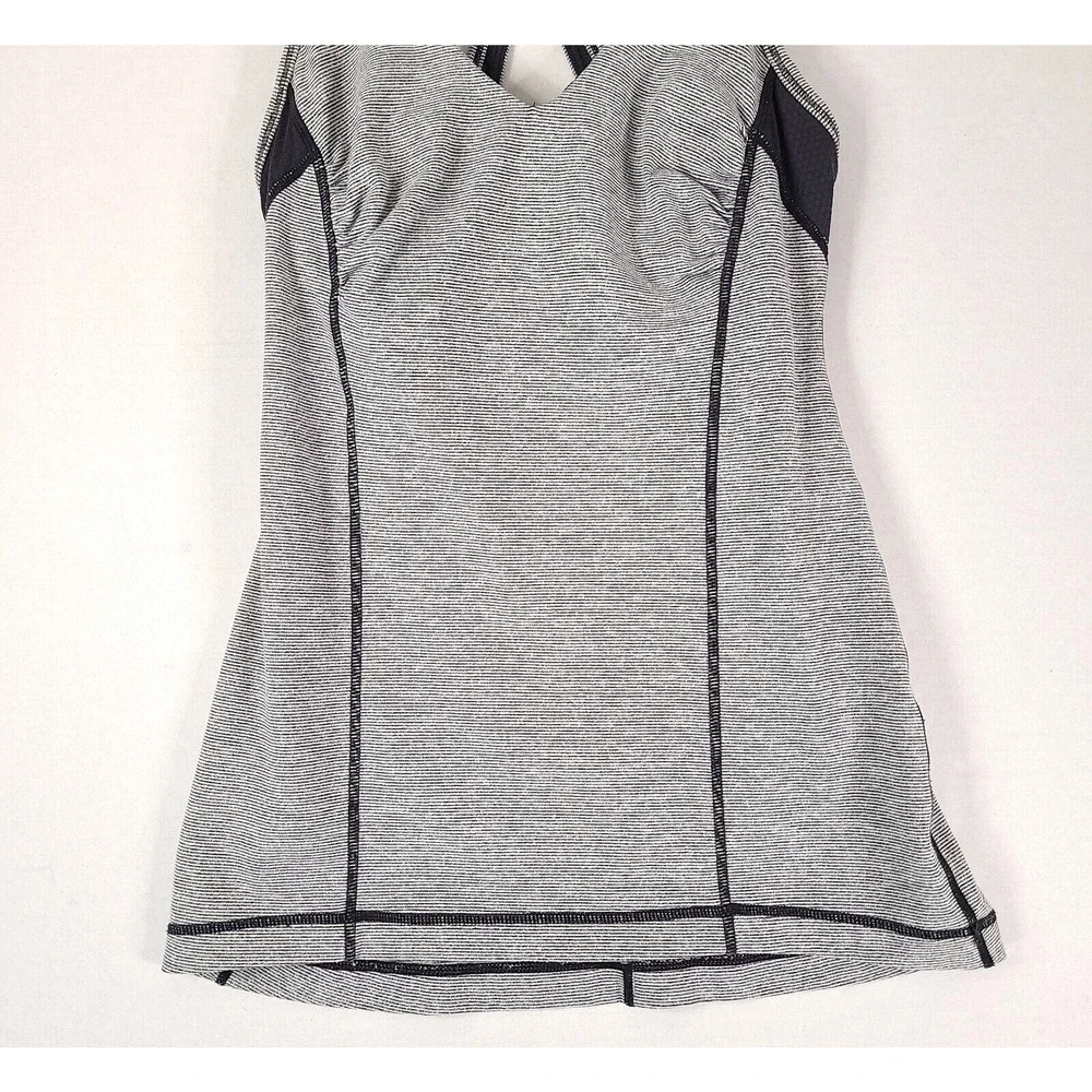 Lululemon Tank Top 4 Racerback Keyhole Stripe Built In Bra Active Black White - Picture 4 of 13